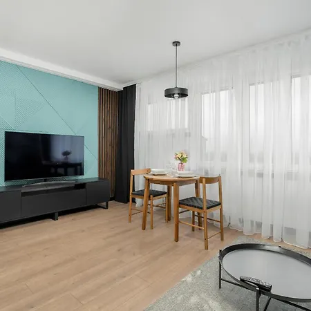 Spacious Apartment In A Quiet Area Of Poznan By Noclegi Renters Exterior photo