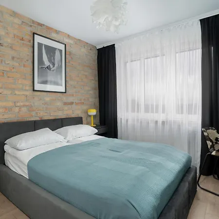 Spacious Apartment In A Quiet Area Of Poznan By Noclegi Renters Exterior photo
