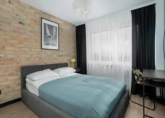 Spacious Apartment In A Quiet Area Of Poznan By Noclegi Renters