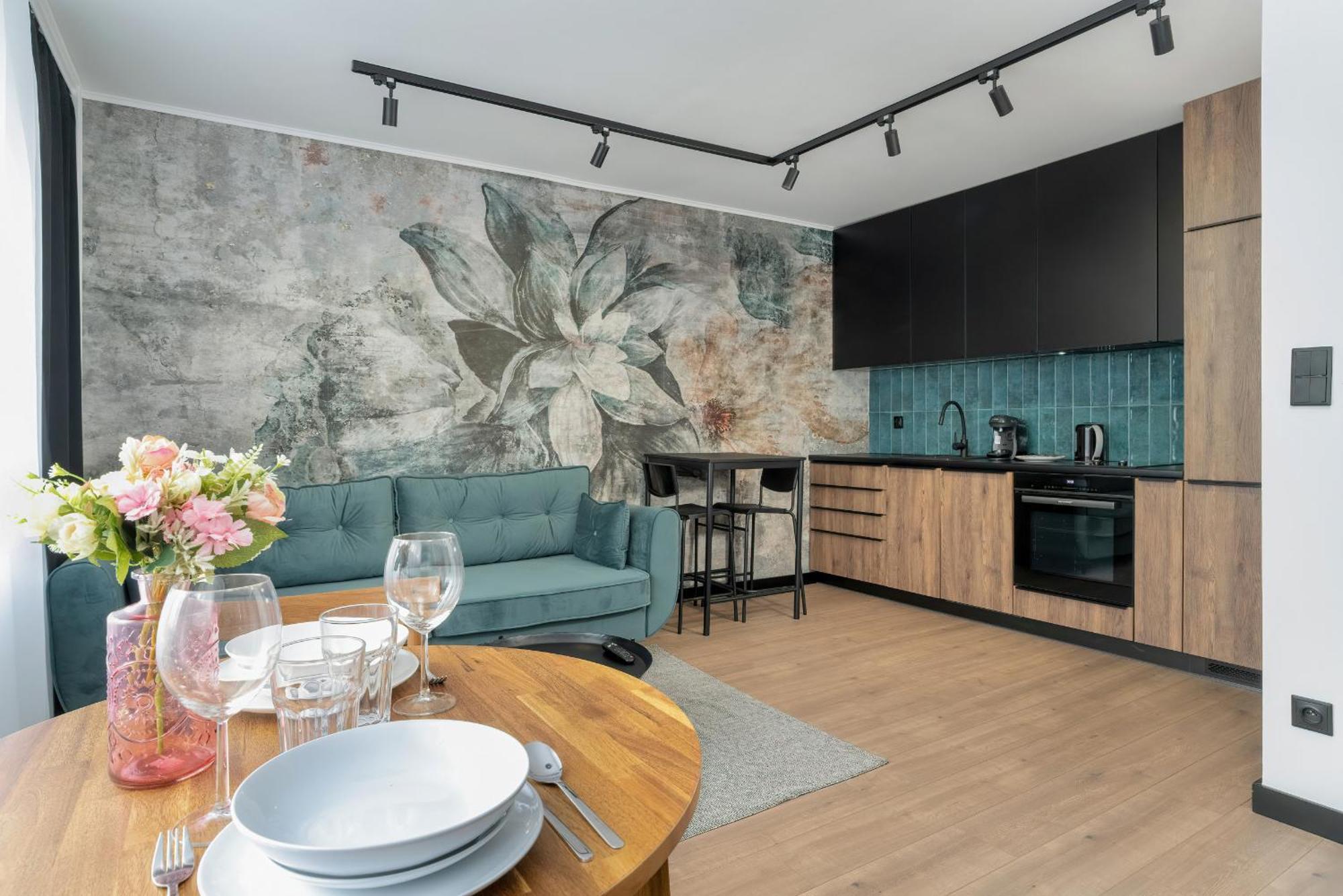 Apartament Spacious In A Quiet Area Of By Renters *